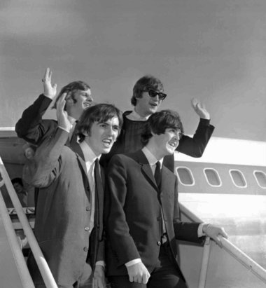 The Beatles Come to America - 1964